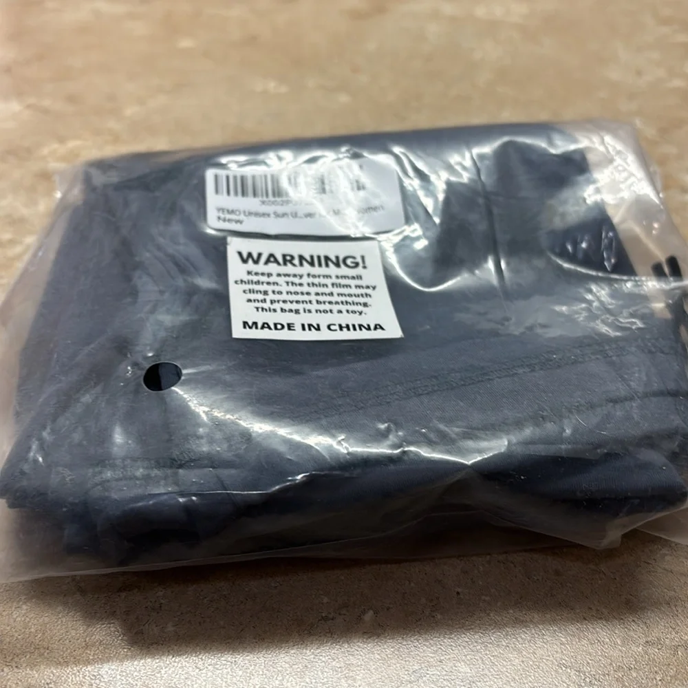 2 neck gaiters adjustable